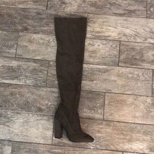 Over knee boots Aldo (olive color)